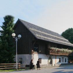 Liznjekova domačija